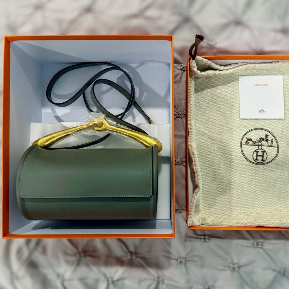 Hermes Maximors Bag in Gris Meyer - Picture 3 of 14